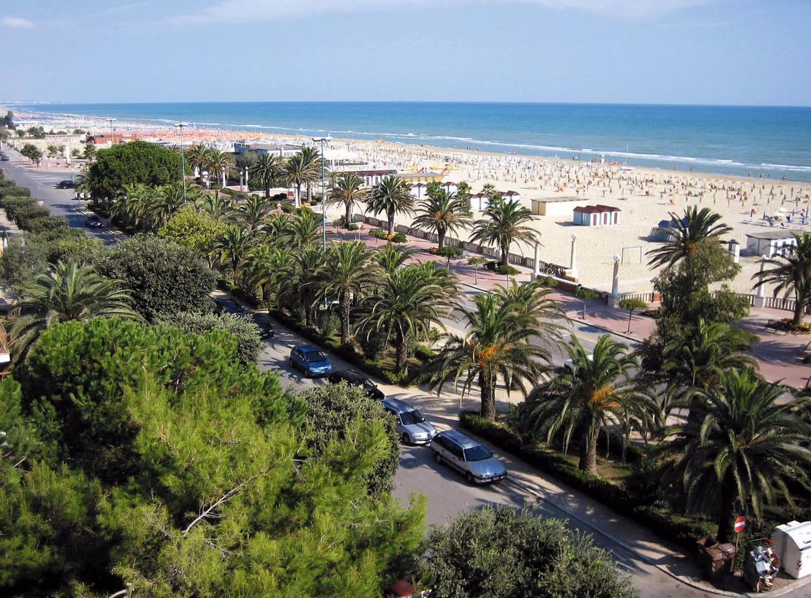 Vista sul mare e sulla spiaggia dalla costa di Giulianova